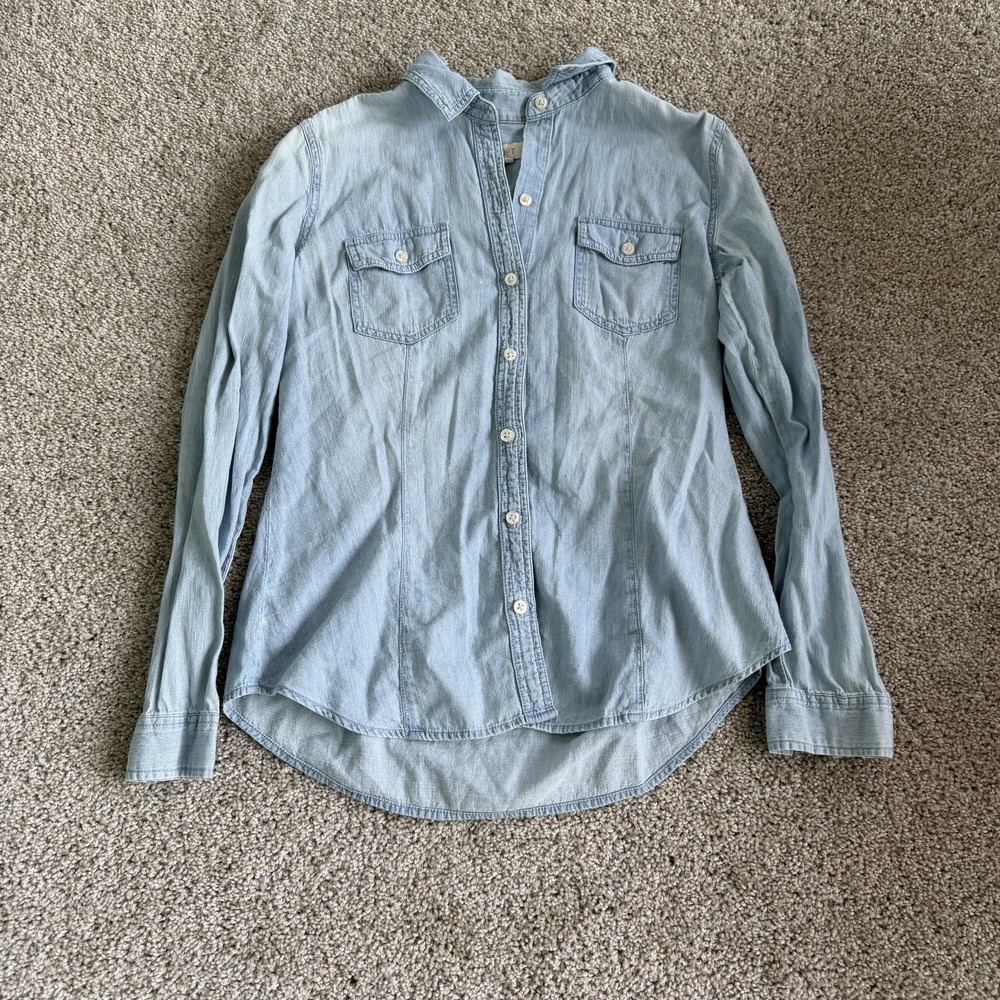 LOFT Shirt Womens M Blue Chambray Button Up Long Sleeve Cotton Casual Top